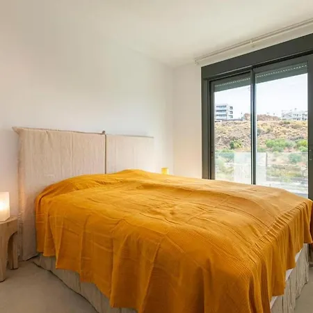 Middle Views Luxury Sea Escape Appartamento *