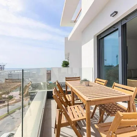 Apartment Middle Views Luxury Sea Escape *