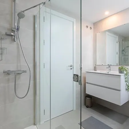 Daire Modern 3-bed Boho Retreat For A Stylish Escape Fuengirola