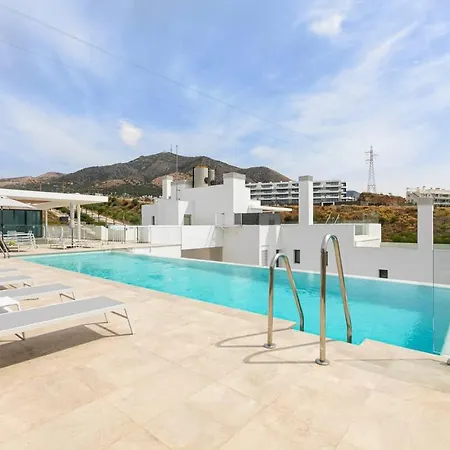 Daire Modern 3-bed Boho Retreat For A Stylish Escape *